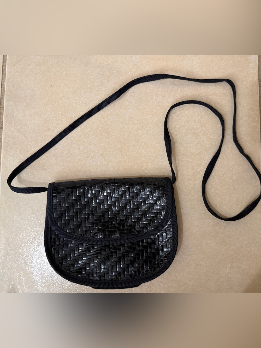Vintage Black Woven Crossbody Bag Made in Italy Retro Braided Straw Shoulder
